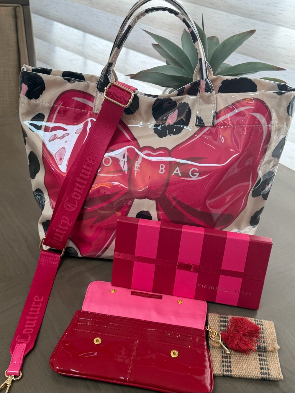 Happy RED/PINK 4FER Viral Tote +Juicy Strap+Vickys Secret Wallet + anthro pouch! - Picture 12 of 14